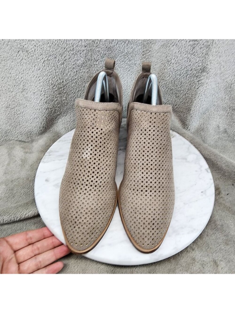 BP Shoes Womens Size 8.5 Tan Perforated Faux Leather Ankle Booties - Picture 3 of 11